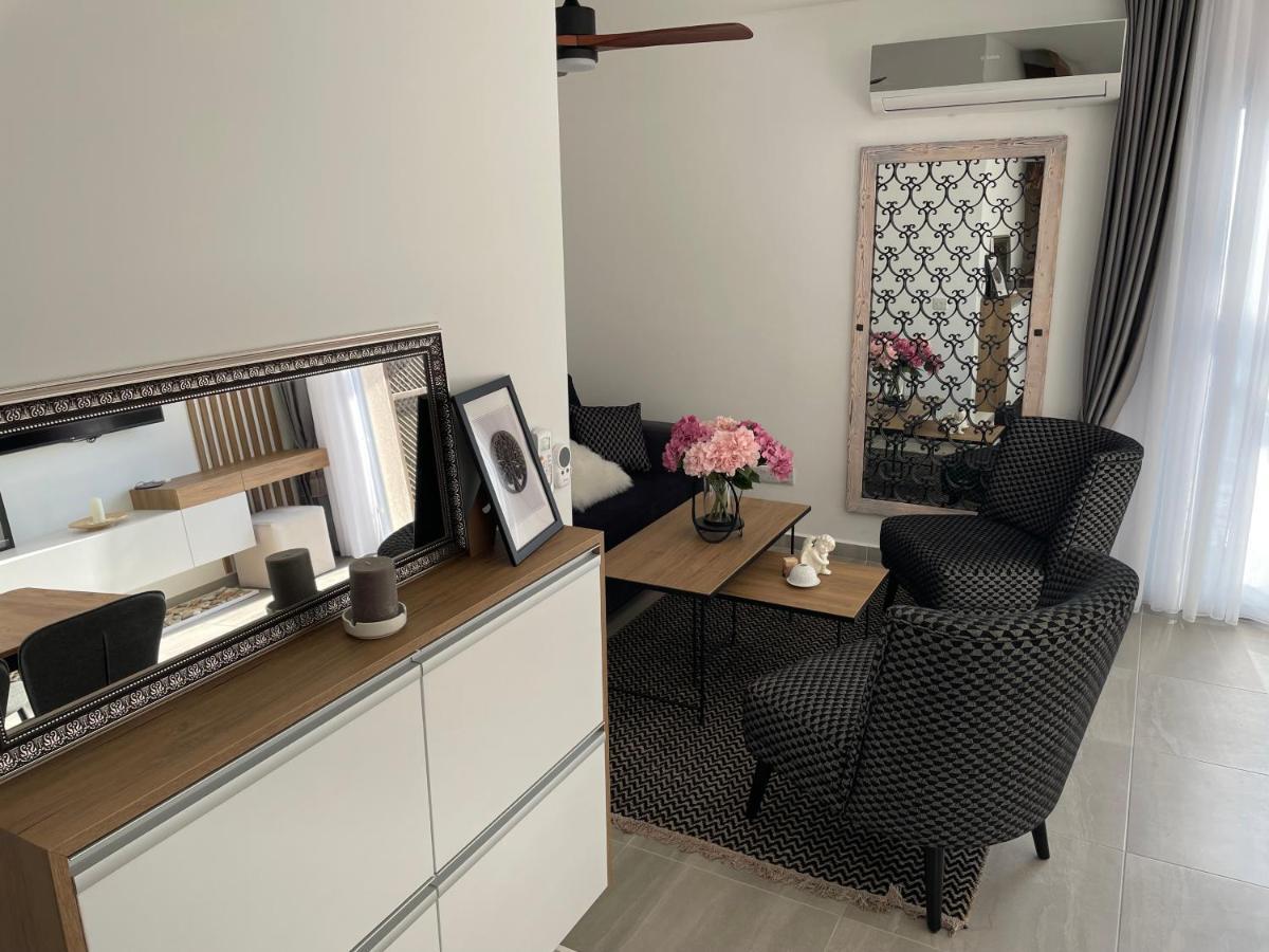 Seaside Modern Holiday Home For Family Vokolidha Экстерьер фото